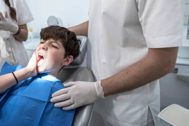 Best Emergency Dental Care for Broken or Chipped Teeth in Palm City, FL